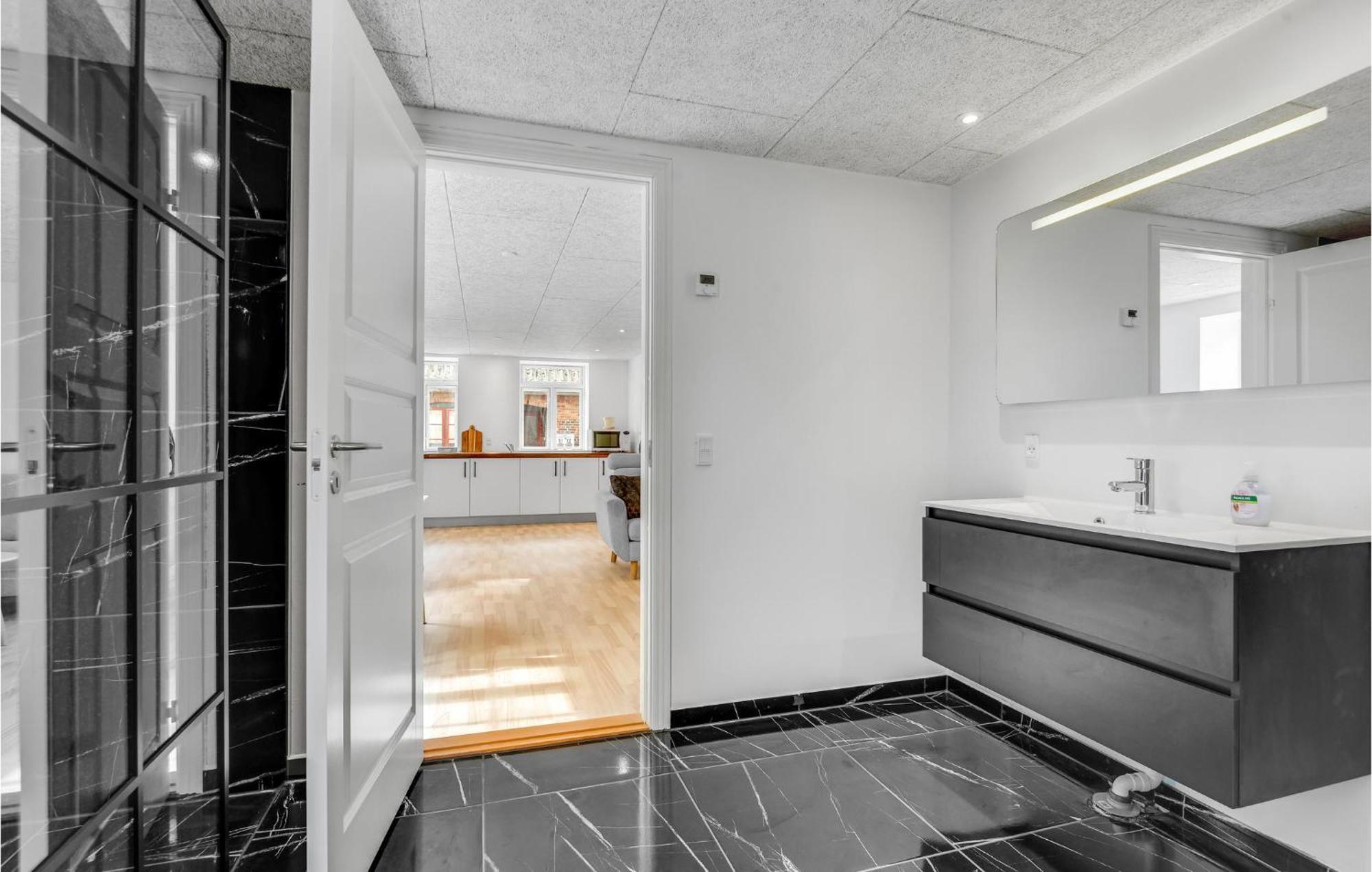Pet Friendly Home In Hojer With Kitchen Dış mekan fotoğraf