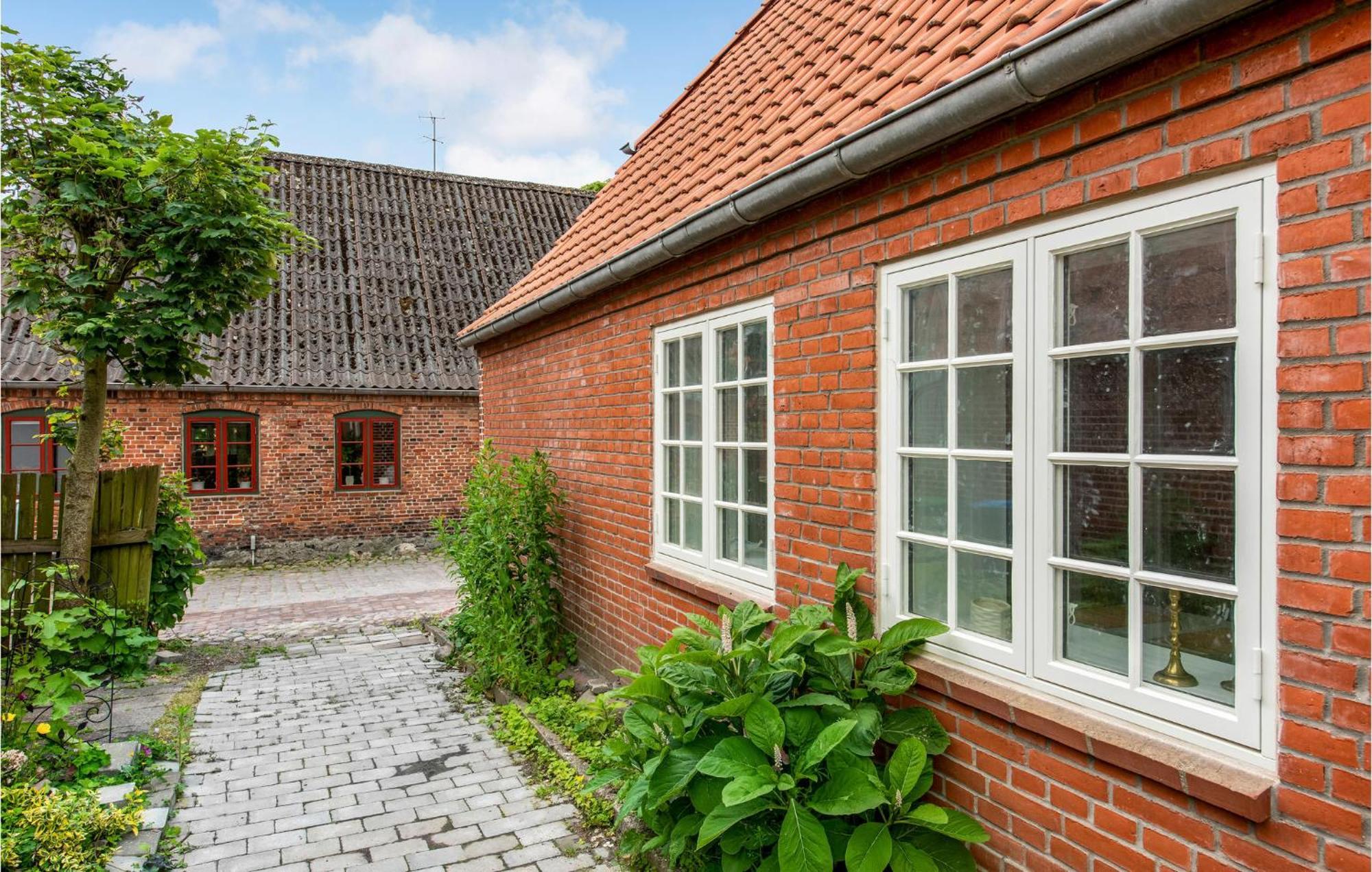 Pet Friendly Home In Hojer With Kitchen Dış mekan fotoğraf